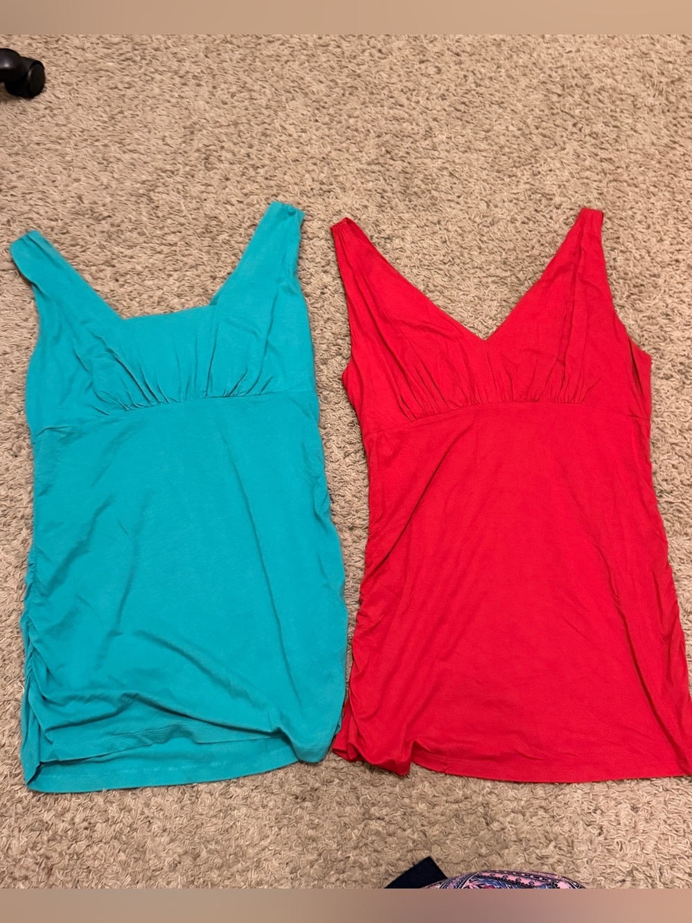 Lot of 2 CAbi Women’s Tank Top camisole’s -Teal and Red Large slimming Rouching